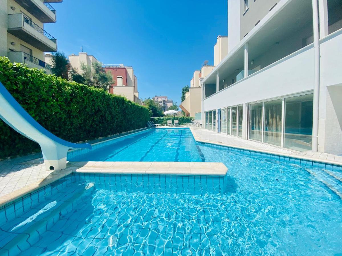 Noha Suite Hotel ริชโชเน ภายนอก รูปภาพ