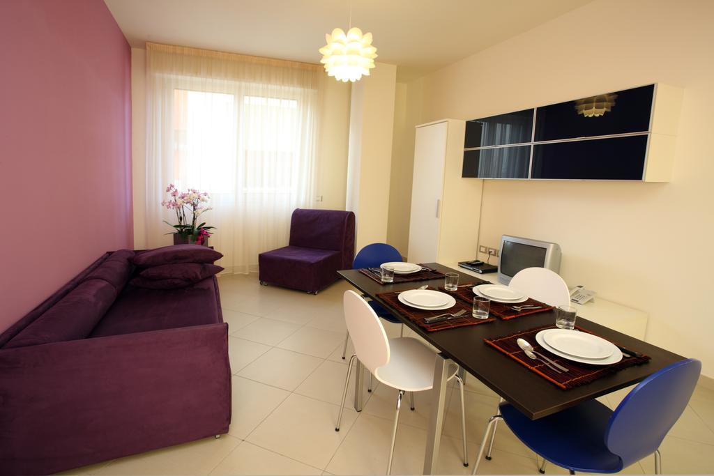 Noha Suite Hotel ริชโชเน ภายนอก รูปภาพ